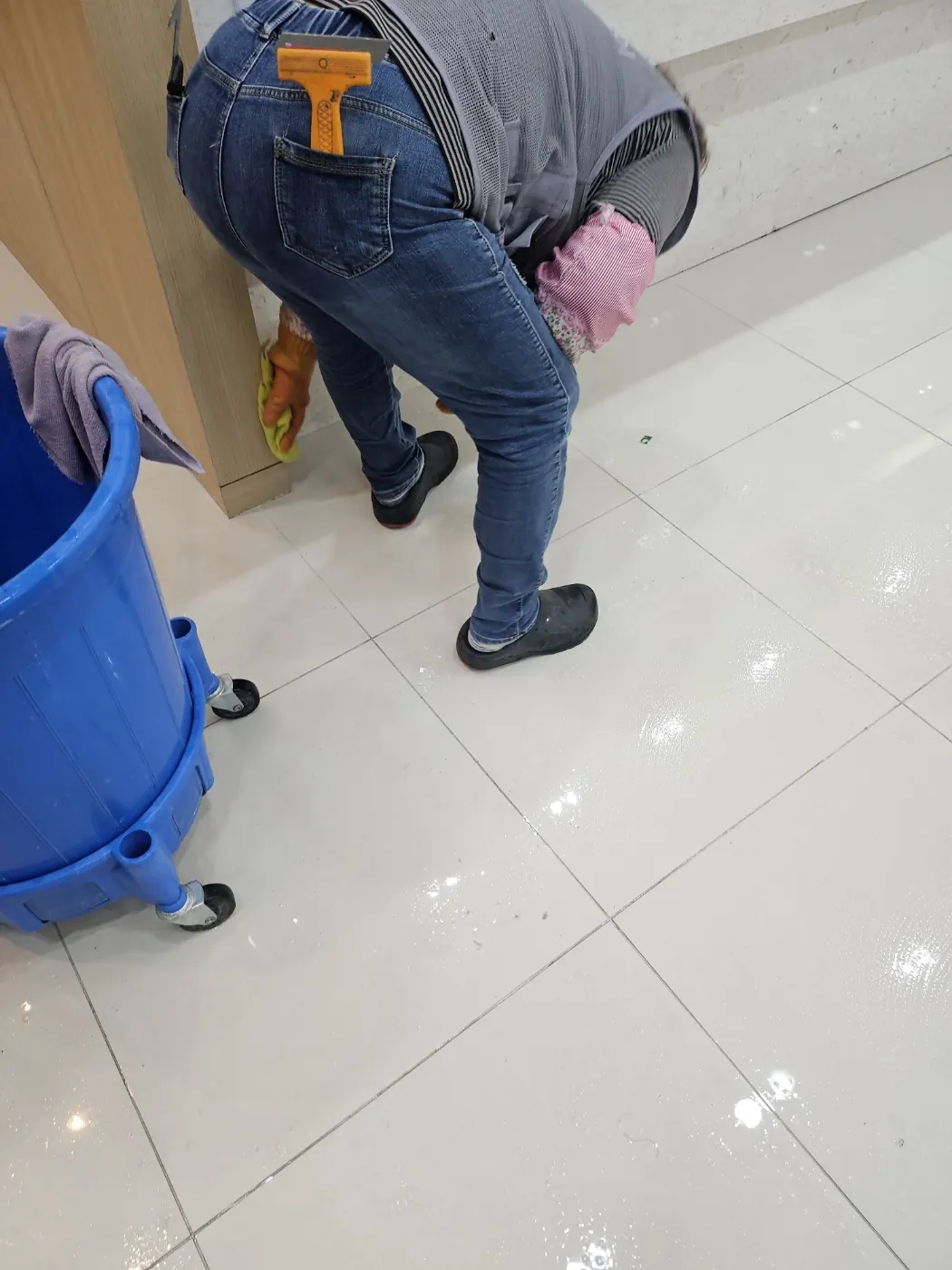 세정 진행 — 금곡동 병원청소 현장