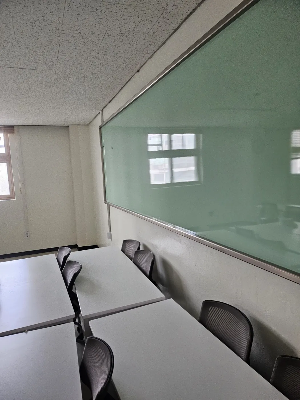 마륵동 학교청소 시공 현장 — 교실 정리