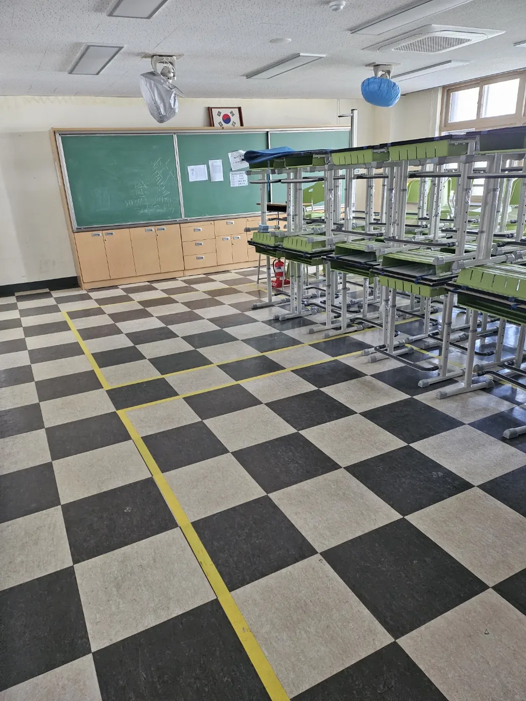 사동 학교청소 시공 현장 — 교실 마감