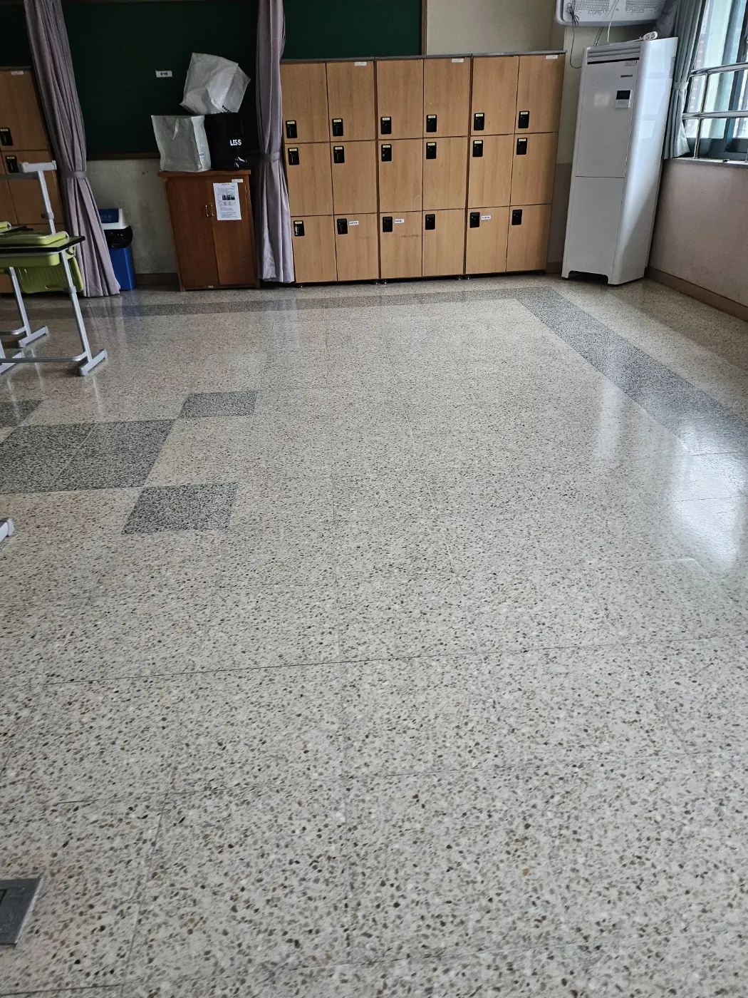 남동 학교청소 시공 현장 — 복도 관리