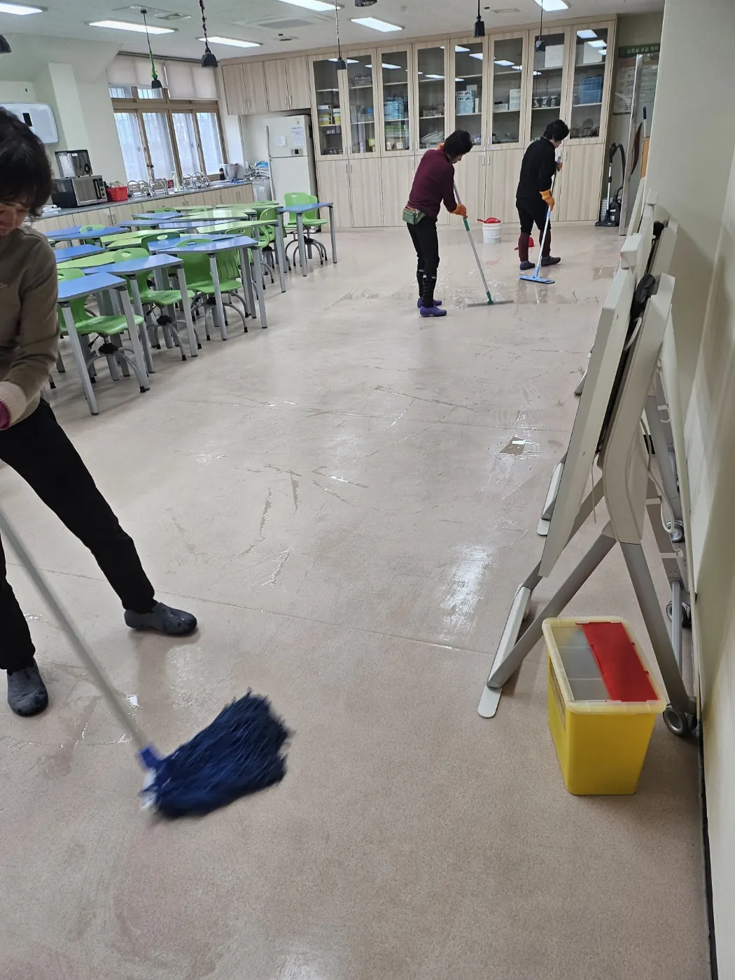 세정 진행 — 봉선동 학교청소 현장