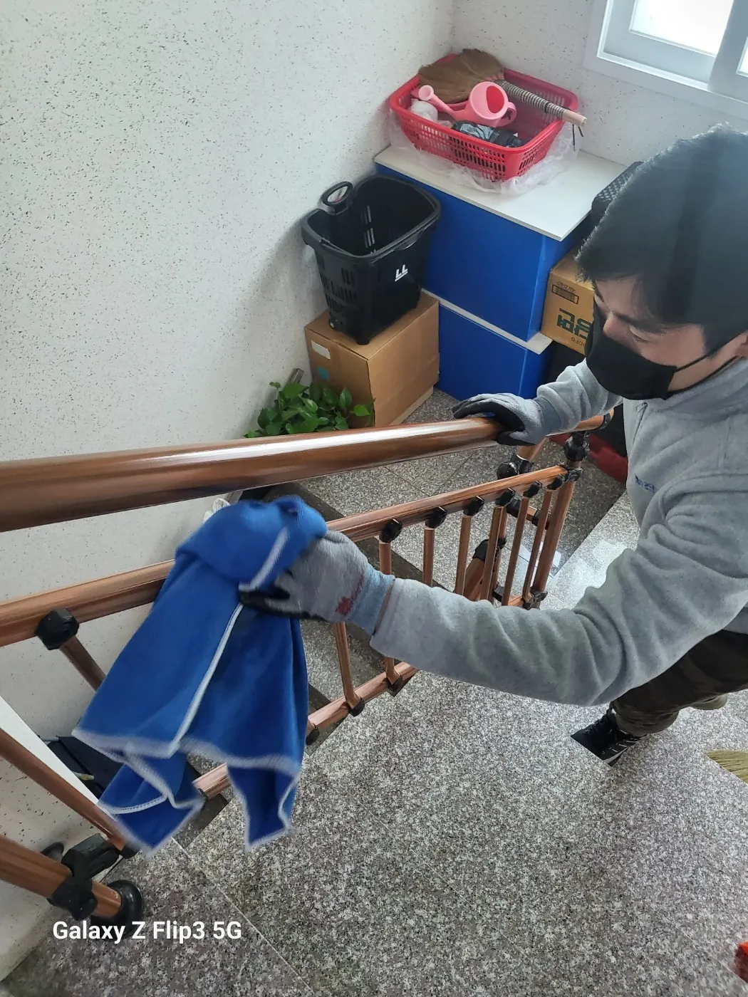 계단 바닥 정리 — 광산구 계단청소 현장